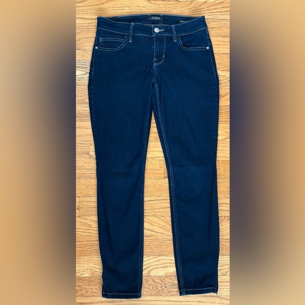 Guess Marilyn 3 Zip Size 26 Dark Wash Jeans